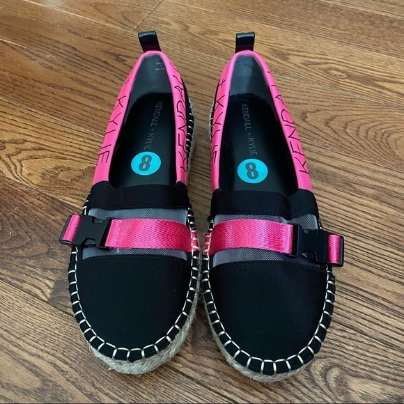 BNWT Kendall +‎ Kylie women’s  black and pink espadrilles in size 8 - Picture 1 of 12